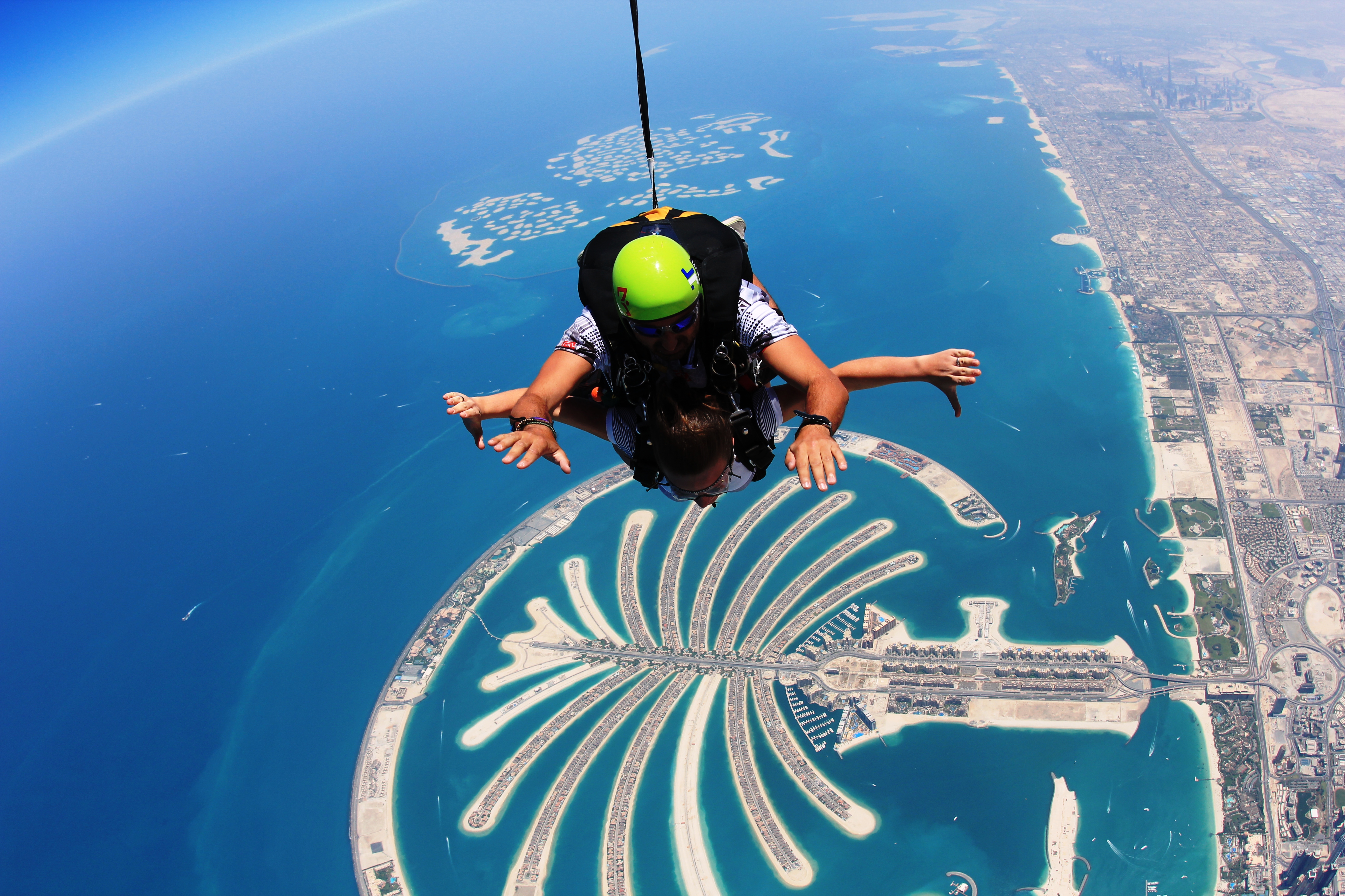 Лечу dubai. Скайдайв Дубай Skydive Dubai. Пальма Джумейра прыжок с парашютом. Прыжок с парашютом в Дубае. Прыжок с Бурдж Халифа.
