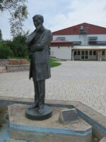 IN PHOTOS: 22 Jose Rizal Monuments Around the World