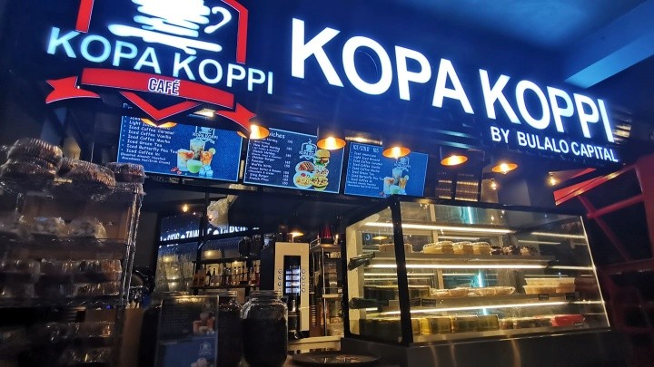24 hours coffee shop