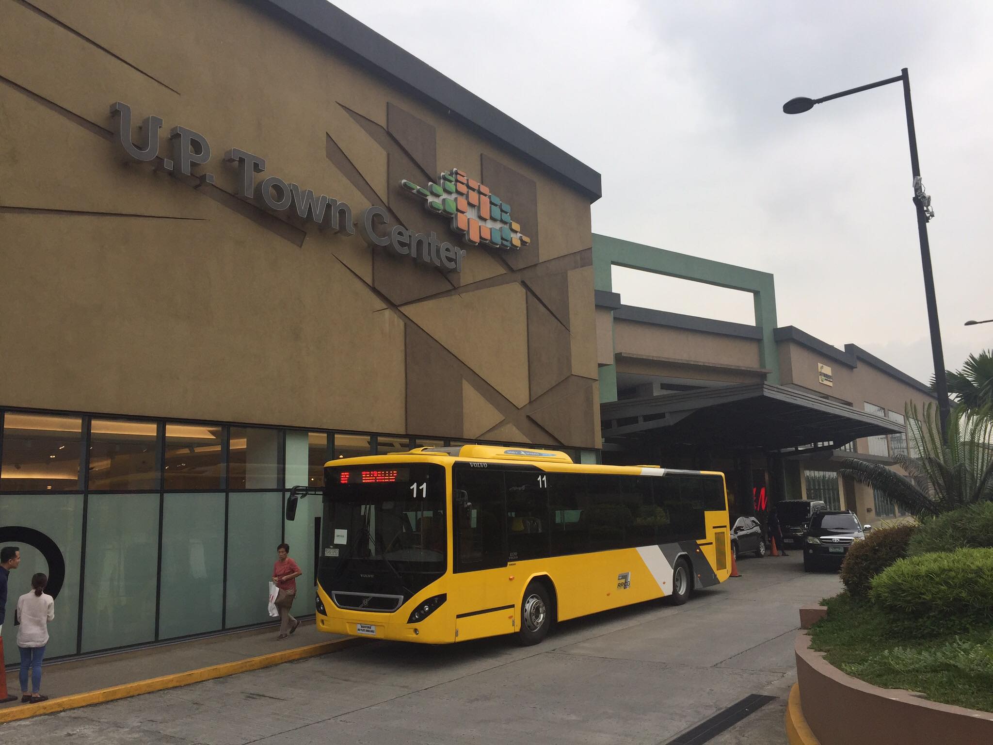 DNS P2P Bus